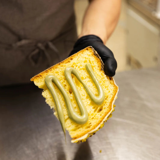 COLOMBA AL PISTACCHIO CON CREMA